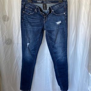 Skinny Jeans 👖 side 4 Low Rise Skinny Moulant à Taille Basse made in Cambodia